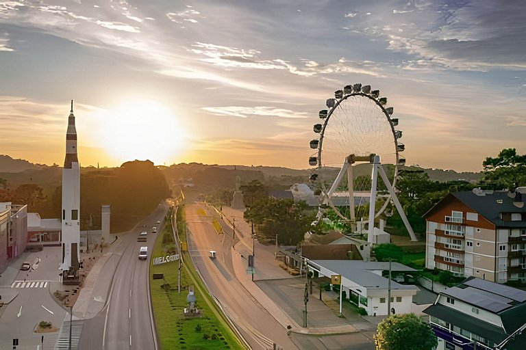 Ao lado da roda gigante