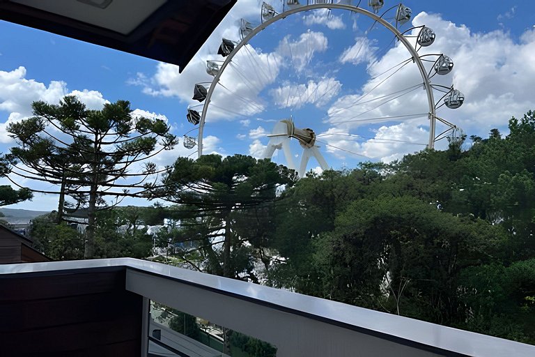 Ao lado da roda gigante, apt de alto padrao
