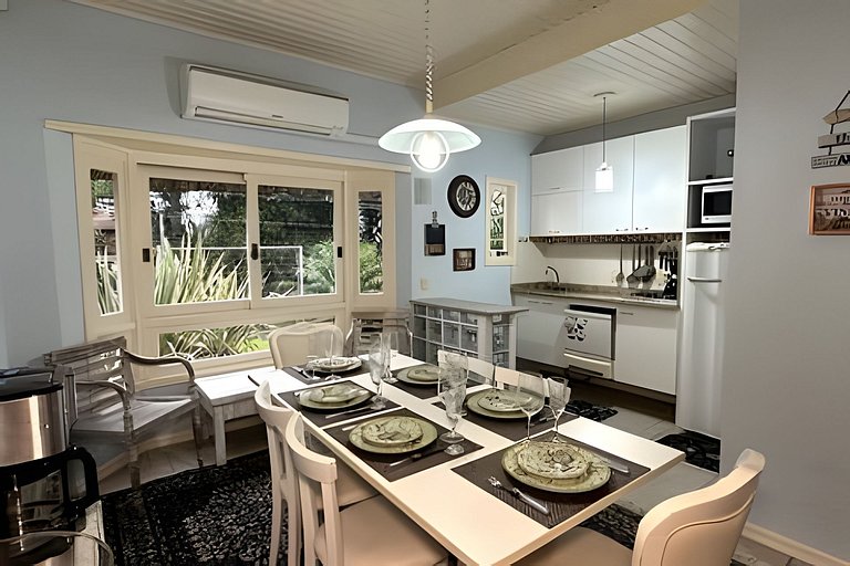 Aconchegante casa ao lado do Lago Negro