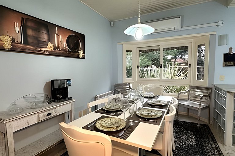 Aconchegante casa ao lado do Lago Negro