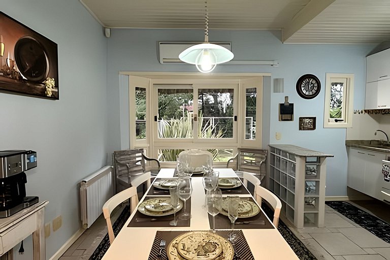 Aconchegante casa ao lado do Lago Negro