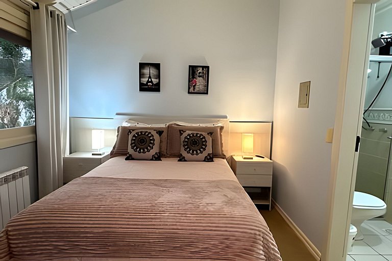 Aconchegante casa ao lado do Lago Negro