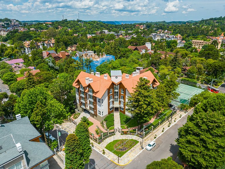 Apê de Luxo em Gramado | 2 Suítes + Lareira