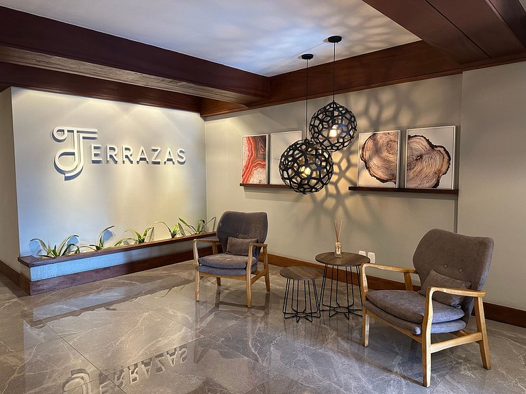 Apt com vista e próximo ao centro