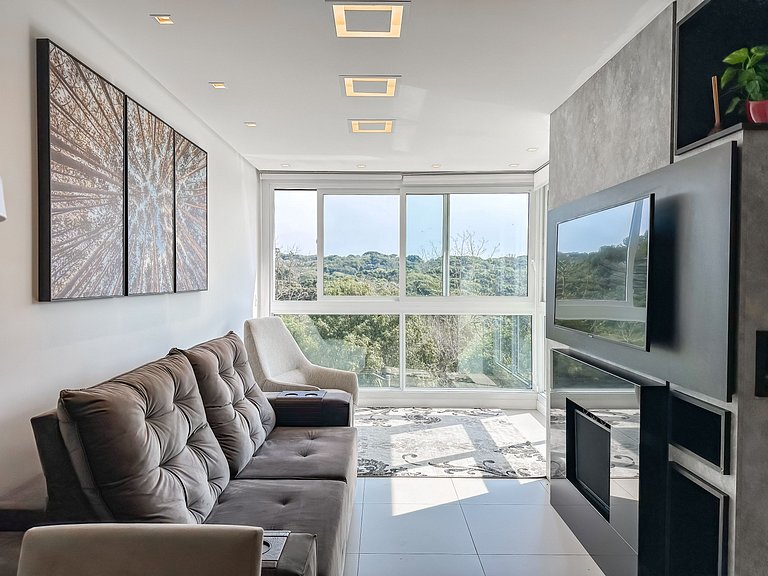 Apt com vista e próximo ao centro