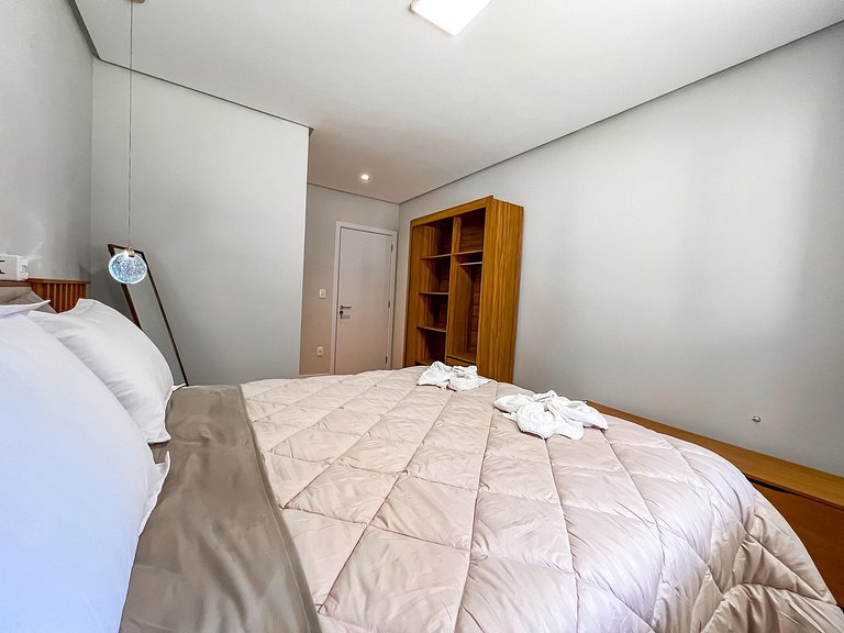 Descanso na serra, apto acolhedor perto do centro