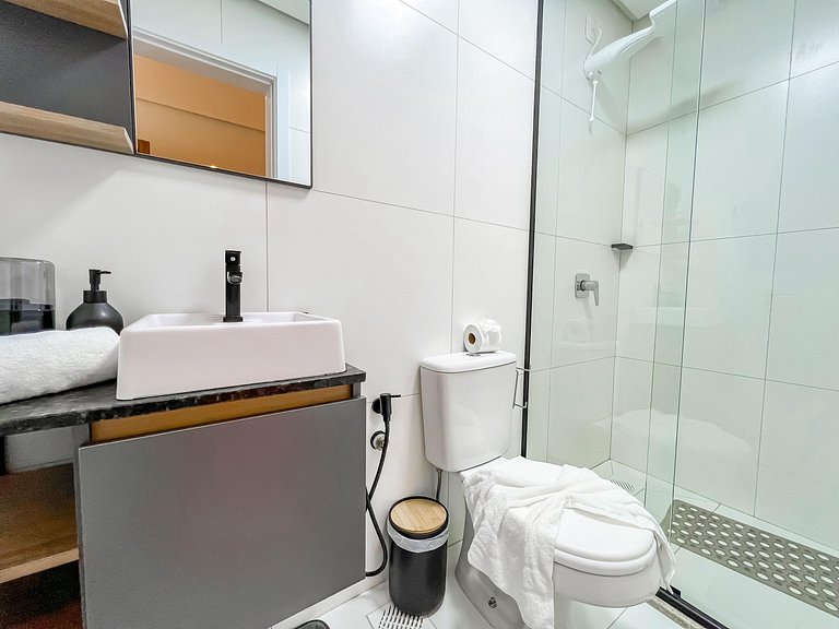 Descanso na serra, apto acolhedor perto do centro