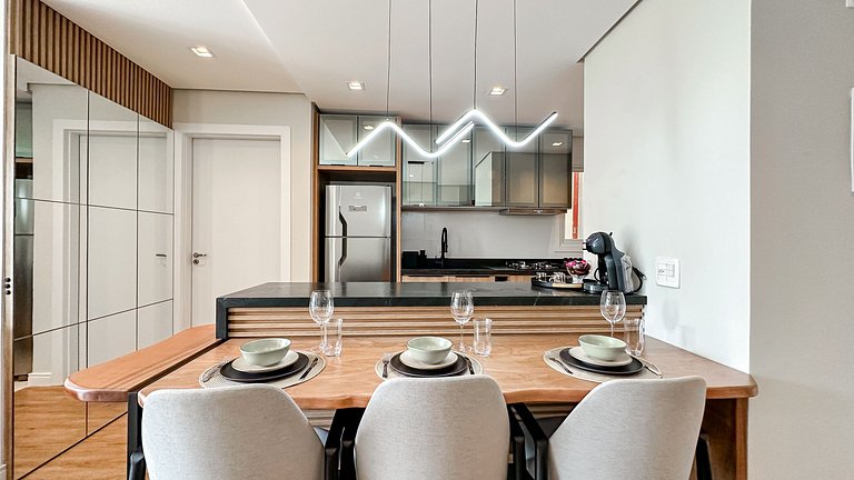 Ao lado da roda gigante, apt de alto padrao