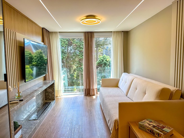 Apê de Luxo em Gramado | 2 Suítes + Lareira