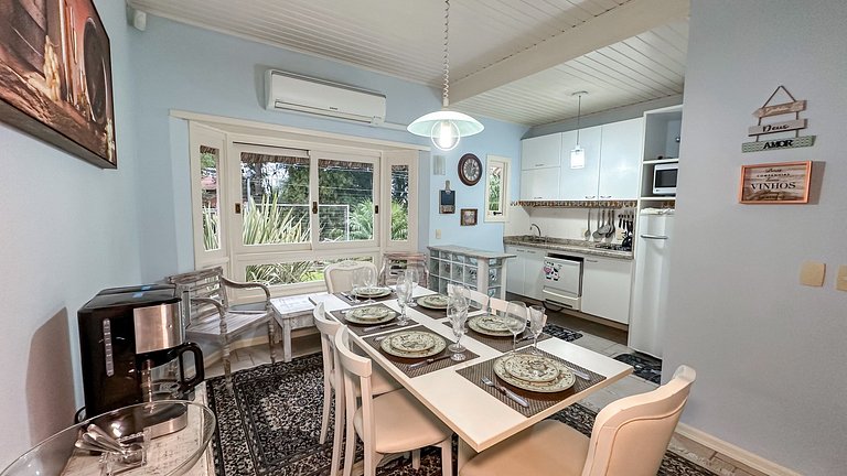 Aconchegante casa ao lado do Lago Negro