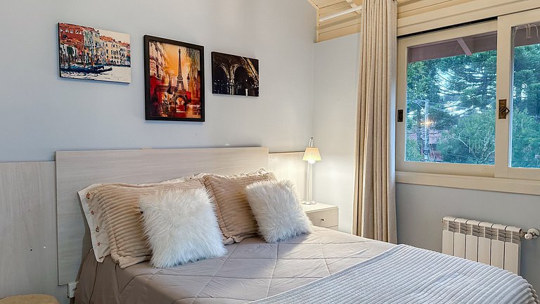 Aconchegante casa ao lado do Lago Negro