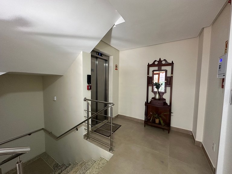 Apartamento a passos da Rua Coberta