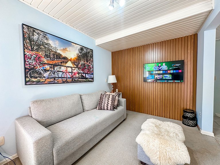 Aconchegante casa ao lado do Lago Negro