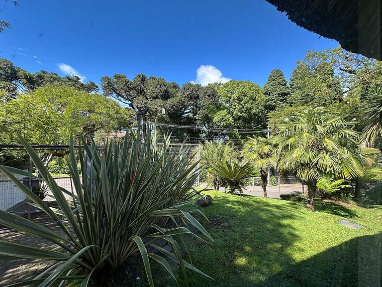 Aconchegante casa ao lado do Lago Negro