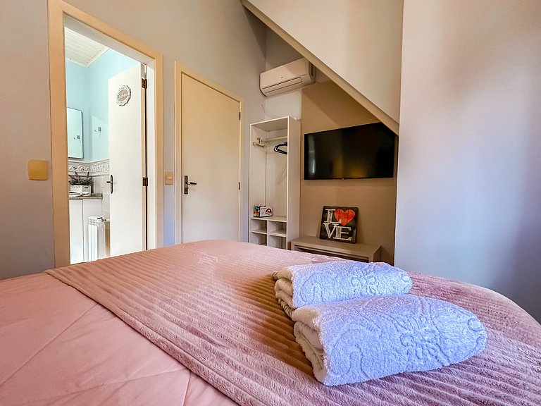 Aconchegante casa ao lado do Lago Negro