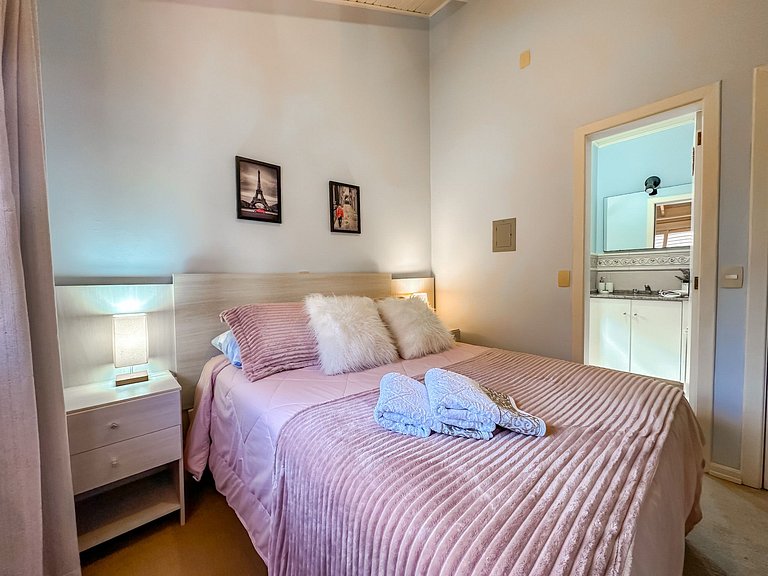 Aconchegante casa ao lado do Lago Negro