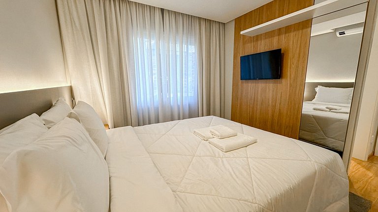 Apto a 150 metros da Rua Coberta