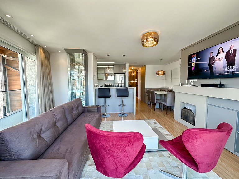 A 100 metros da Rua Coberta!