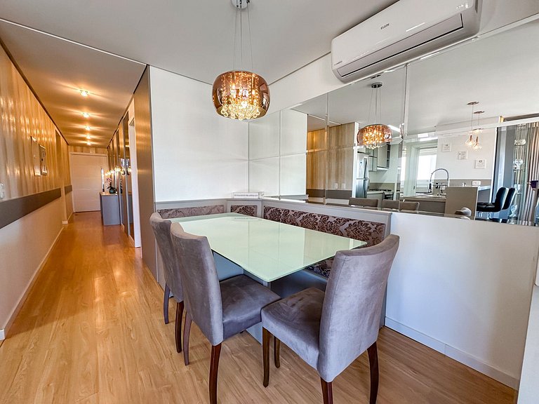 A 100 metros da Rua Coberta!