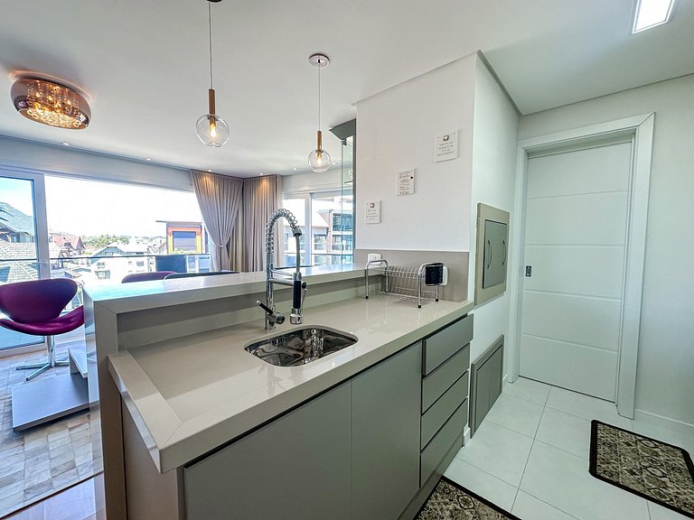 A 100 metros da Rua Coberta!