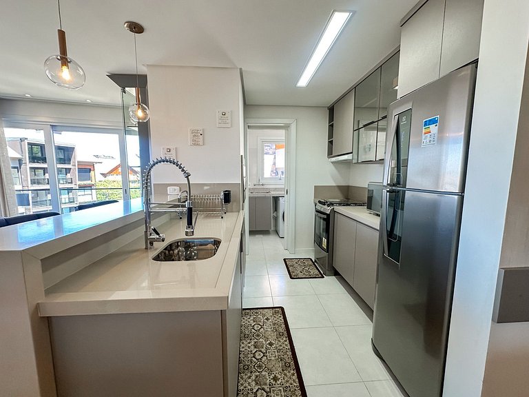 A 100 metros da Rua Coberta!