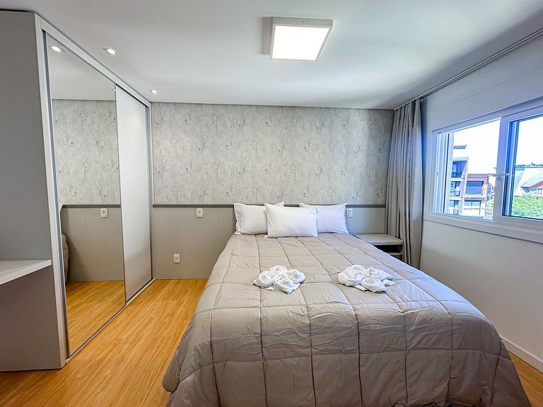 A 100 metros da Rua Coberta!