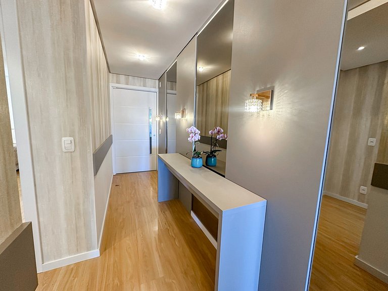 A 100 metros da Rua Coberta!