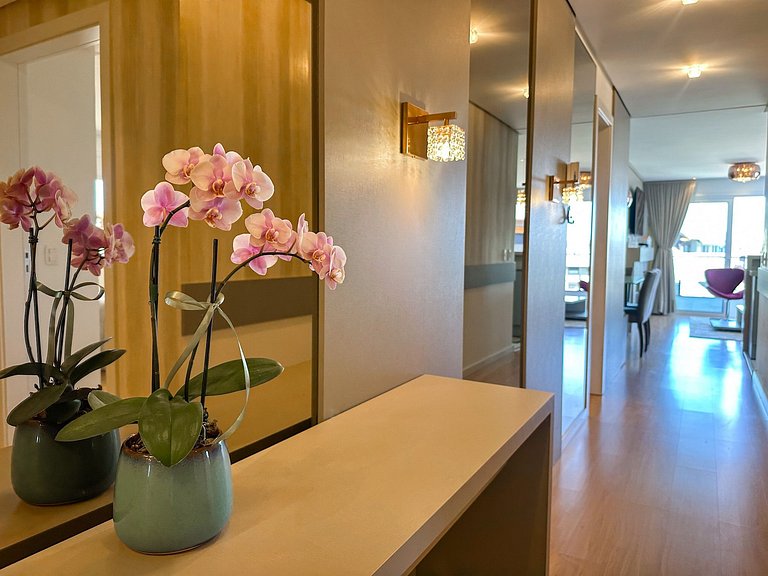 A 100 metros da Rua Coberta!