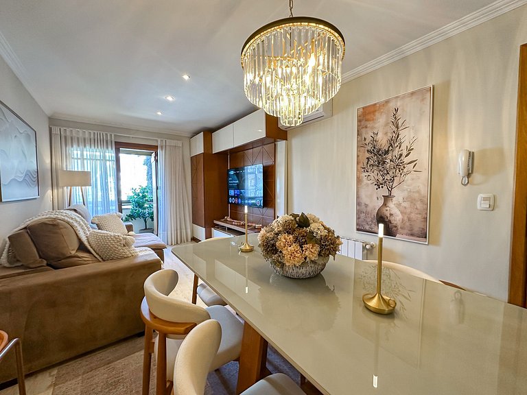 700 metros até a Rua Coberta