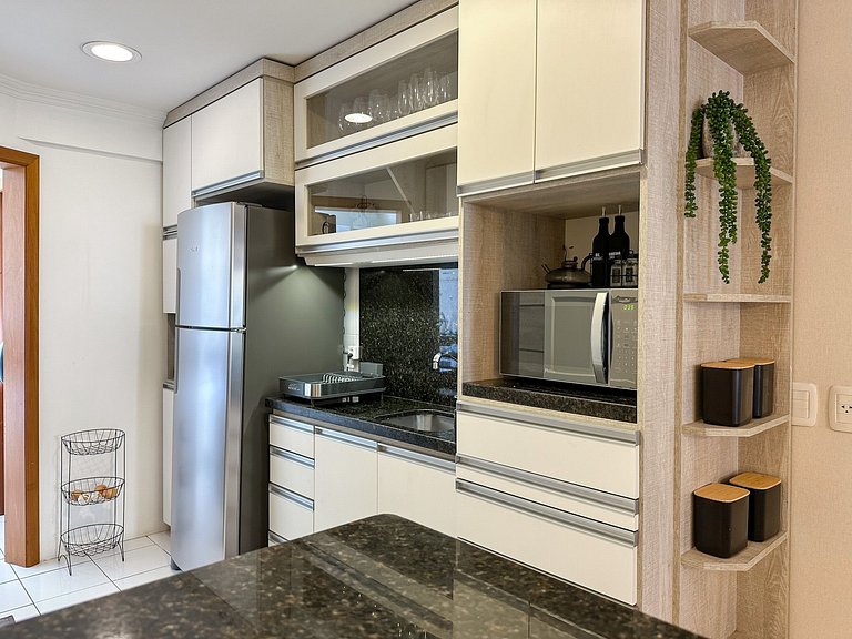 700 metros até a Rua Coberta