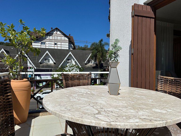 700 metros até a Rua Coberta