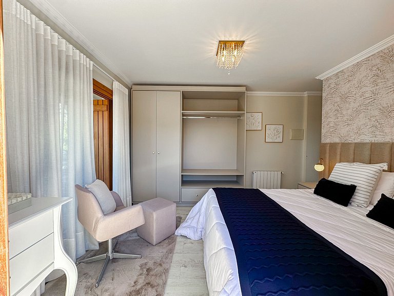 700 metros até a Rua Coberta