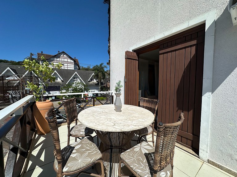 700 metros até a Rua Coberta