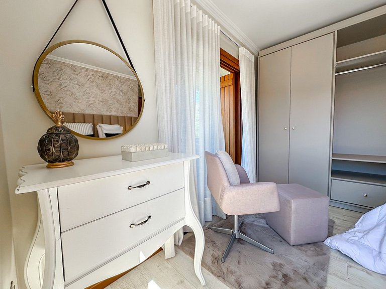 700 metros até a Rua Coberta