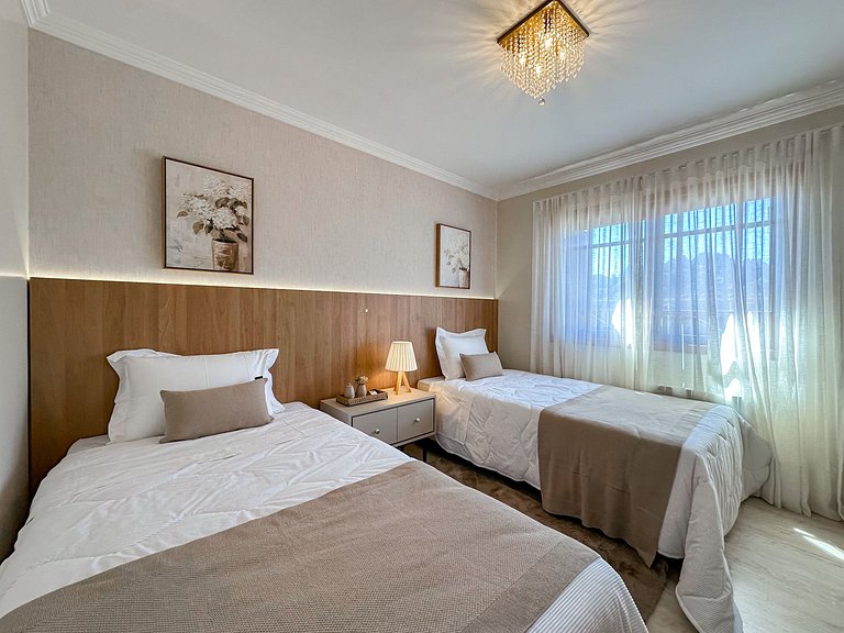 700 metros até a Rua Coberta