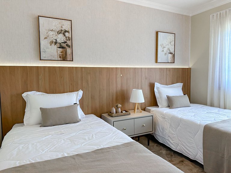 700 metros até a Rua Coberta