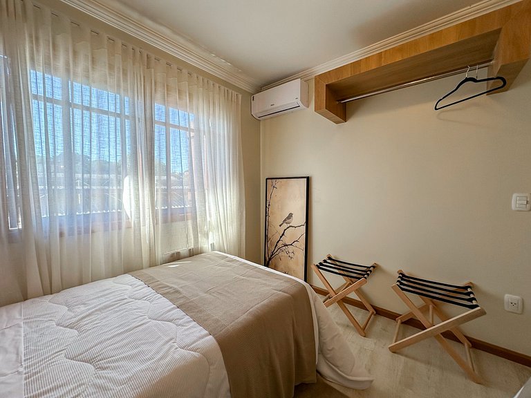 700 metros até a Rua Coberta