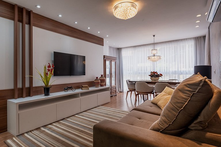 Apto a 150 metros da Rua Coberta