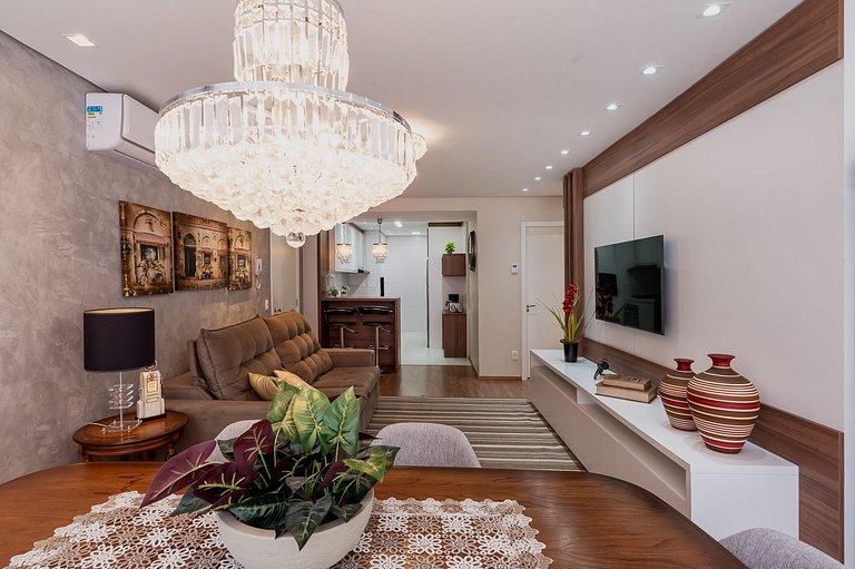 Apto a 150 metros da Rua Coberta