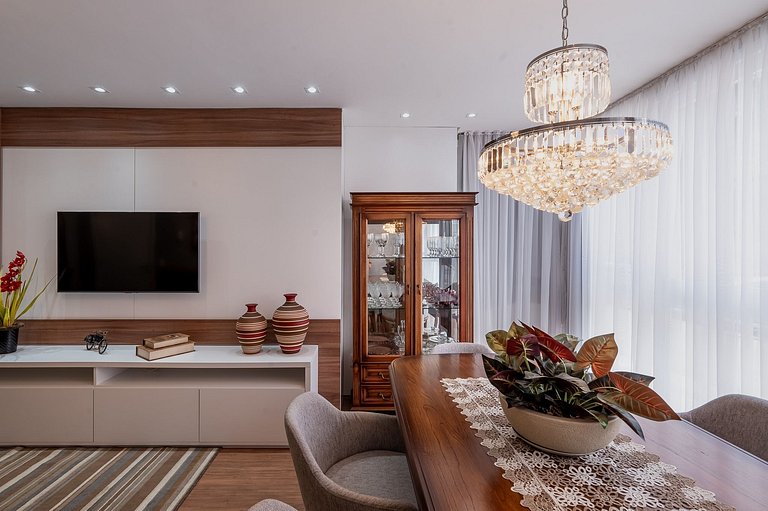 Apto a 150 metros da Rua Coberta