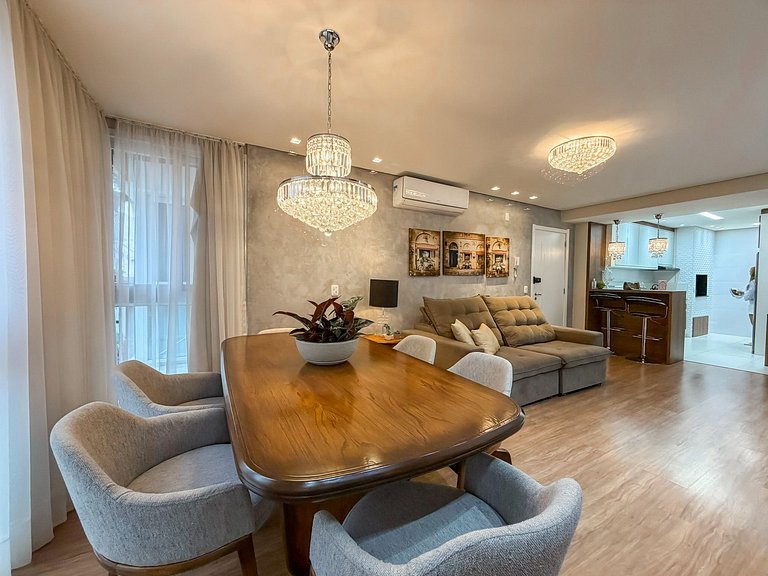 Apto a 150 metros da Rua Coberta