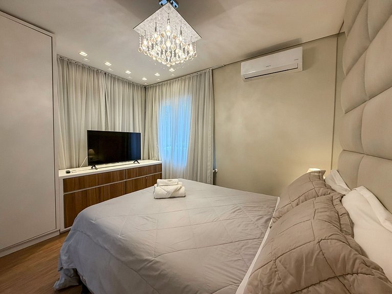 Apto a 150 metros da Rua Coberta