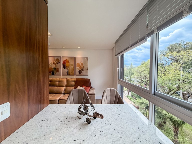 2 suítes • Acomoda 6 • Bavária • Conforto premium