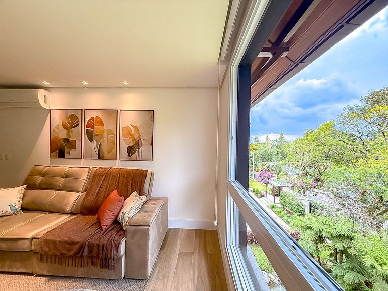 2 suítes • Acomoda 6 • Bavária • Conforto premium