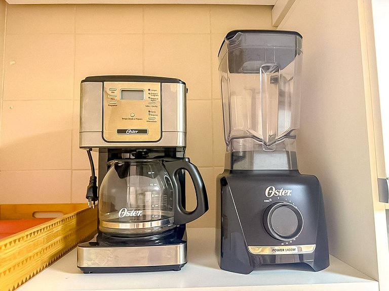 Apto a 500 metros da Borges de Medeiros