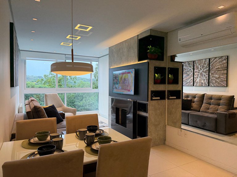 Apt com vista e próximo ao centro