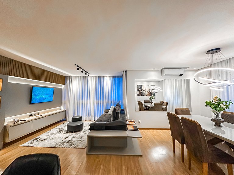 Apto a 150 metros da Rua Coberta