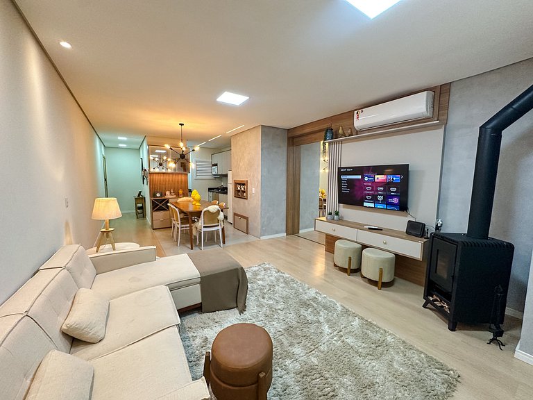 Excelente apto em Gramado, 1km do centro