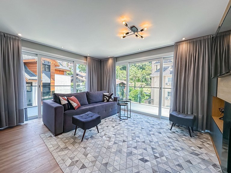 A 100 metros da Rua Coberta!