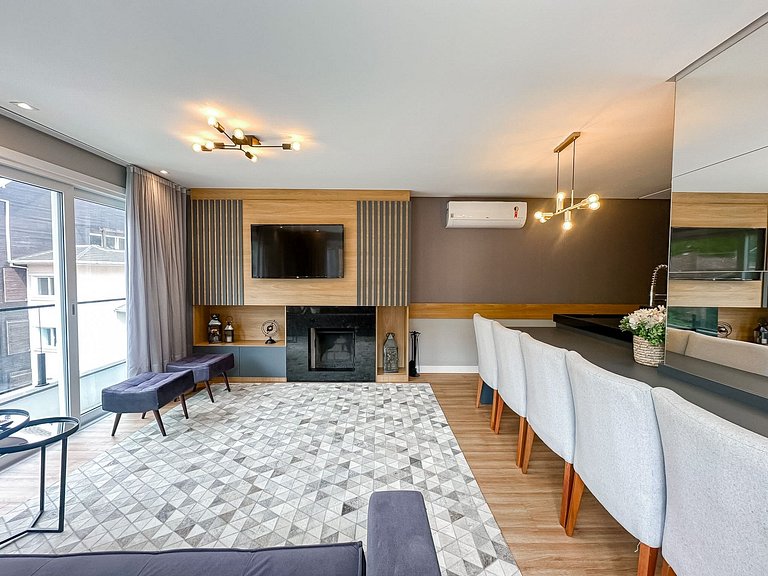 A 100 metros da Rua Coberta!